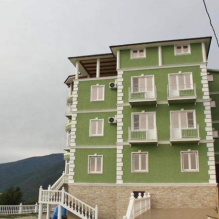 Guest House Vzgorye 가그라 외부 사진