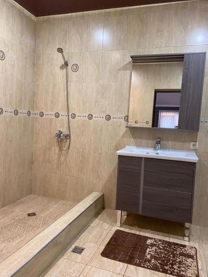 Guest House Vzgorye 가그라 외부 사진