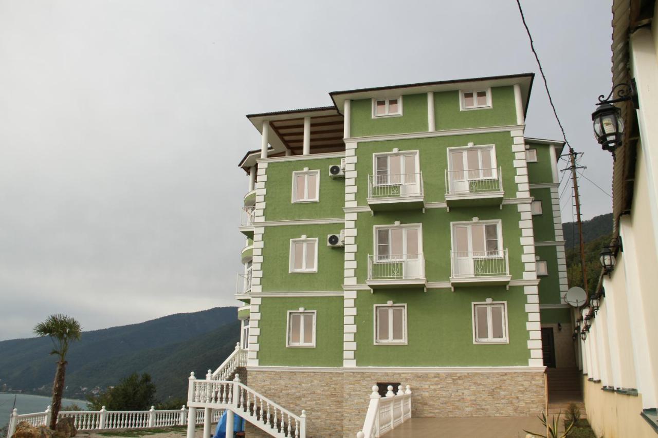 Guest House Vzgorye 가그라 외부 사진